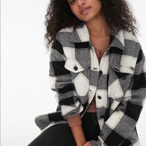 NWT Plaid Flannel Buttoned Shirt Jacket!